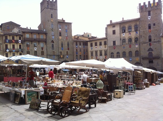 Arezzo antique market Piazza Grande