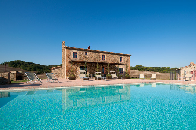 Tuscan Villa with pool